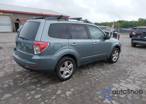 2010 Subaru Forester 2.5X Premium из США, поврежденный, VIN JF2SH6CC6AH787714